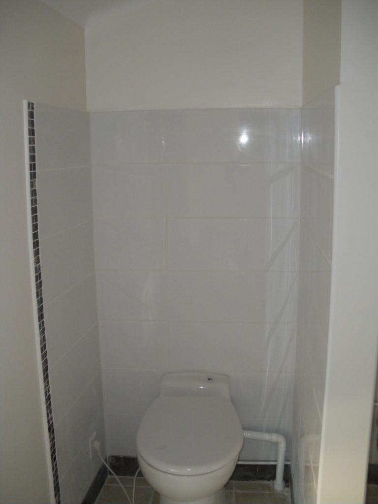 Salle de bain/WC ouvert sur chambre